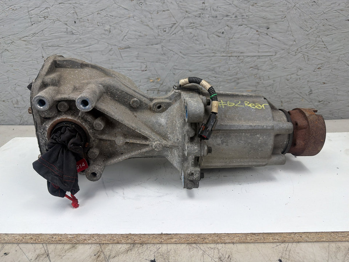 2012-2019 Ford Explorer 3.5L 4WD Rear Differential Carrier AA53-4000-AD OEM