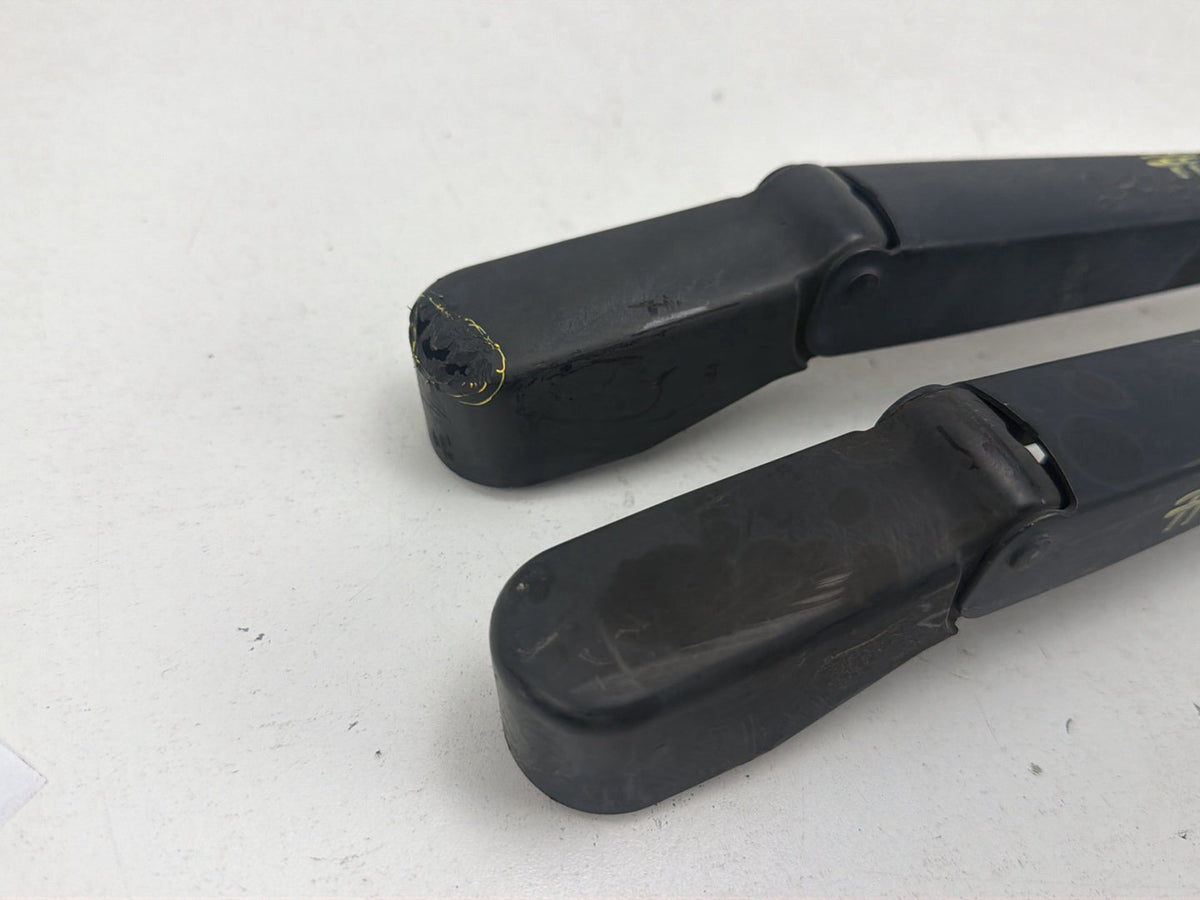 2003-2006 Lincoln Navigator U228-Right&Left Windshield Wiper Arms 2L14 17526 OEM