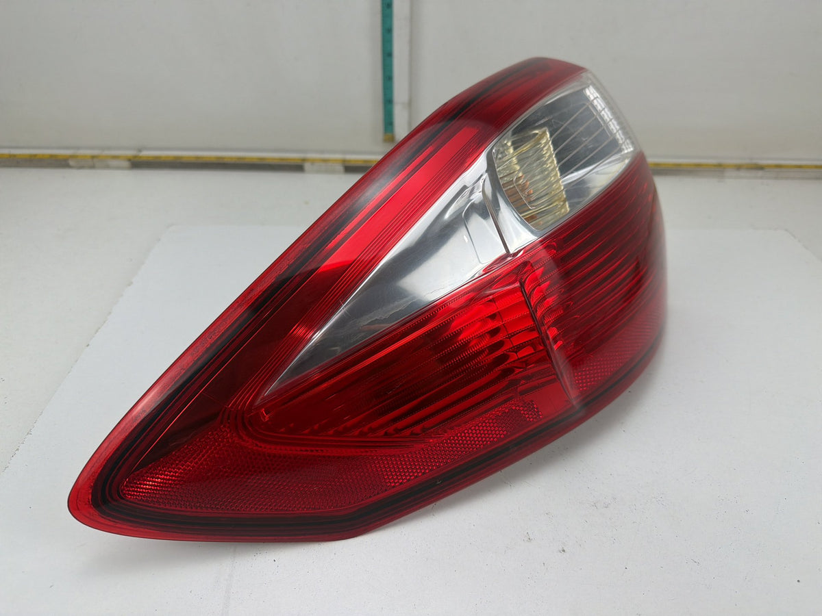 2013-2016 Ford C-Max Rear Left Outer Tail Light Lamp Assembly DM51 13405 AC OEM