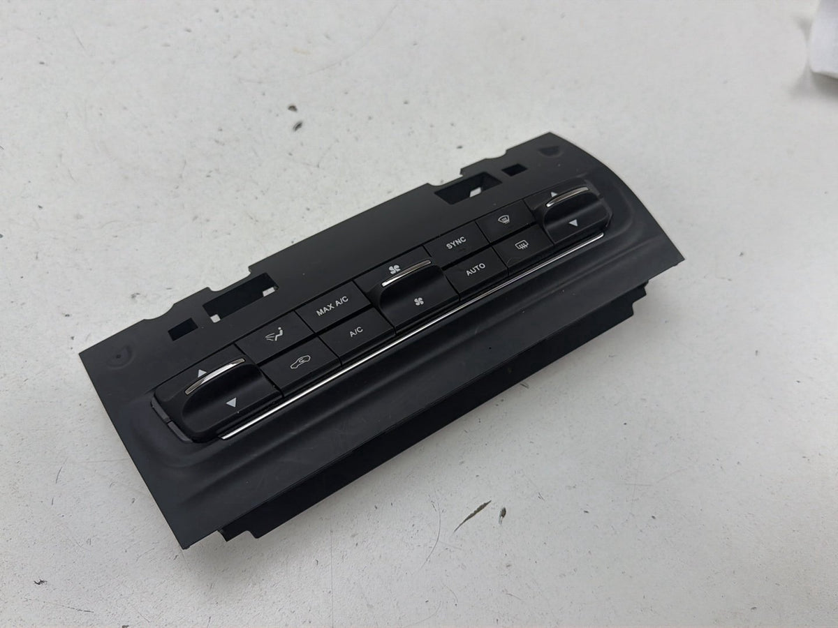 2014-2017 Maserati Ghibli III M157 Center HVAC Heater A/C Climate Control OEM