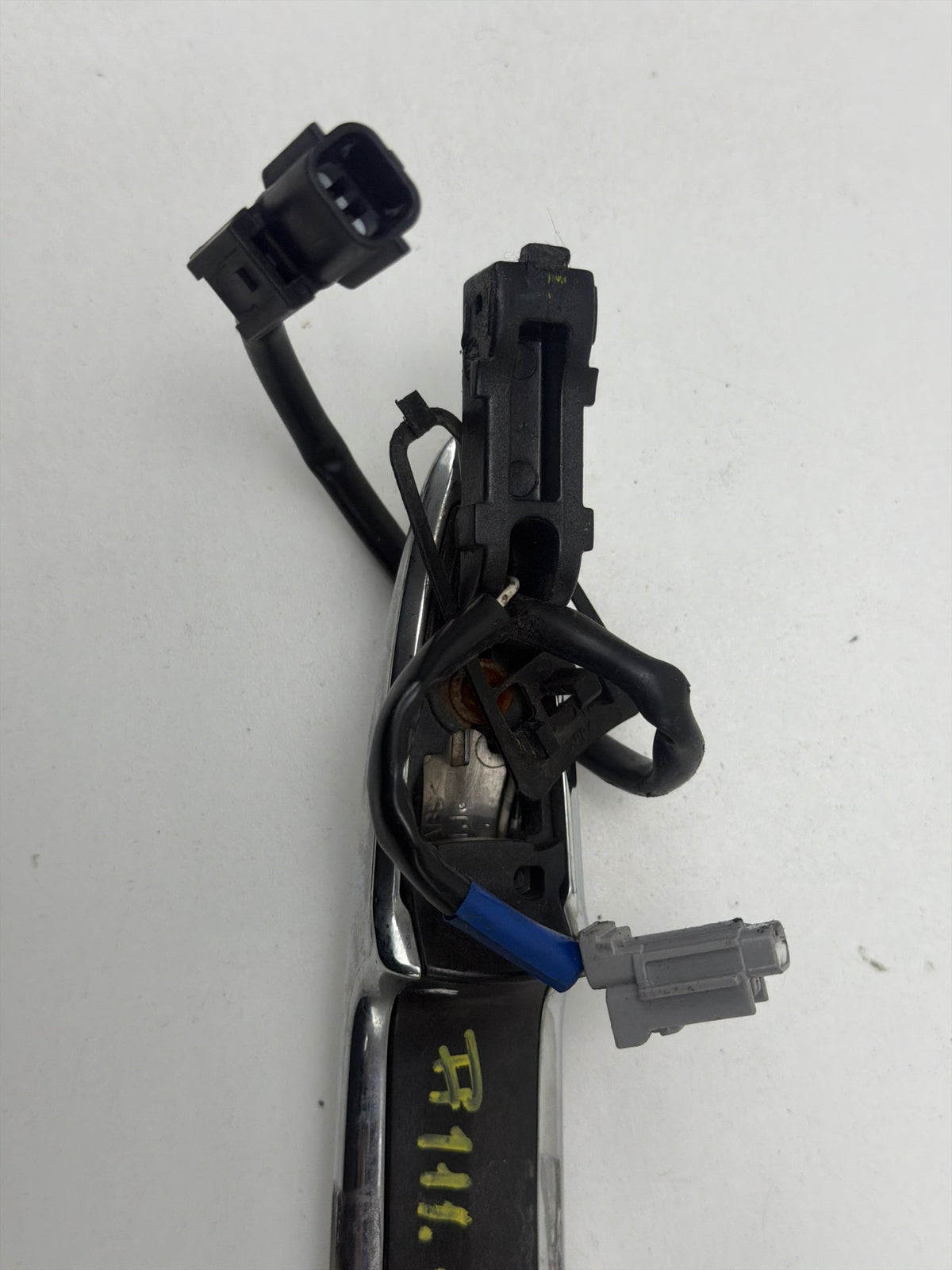 2015-2019 Nissan Sentra Front Right Passenger Side Exterior Door Handle OEM