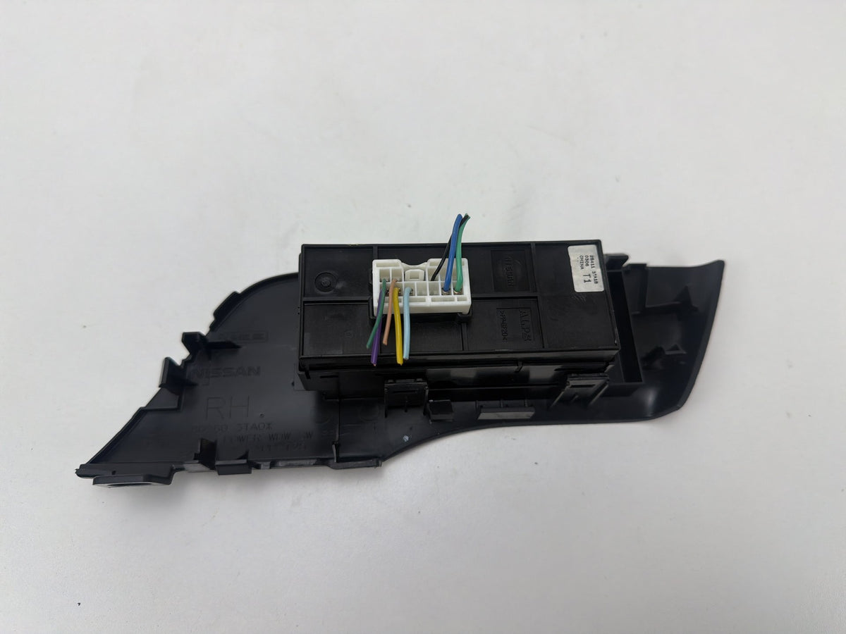 2013-2018 Nissan Altima-Front Right Passenger Door Window Switch 80960-3TA0X OEM