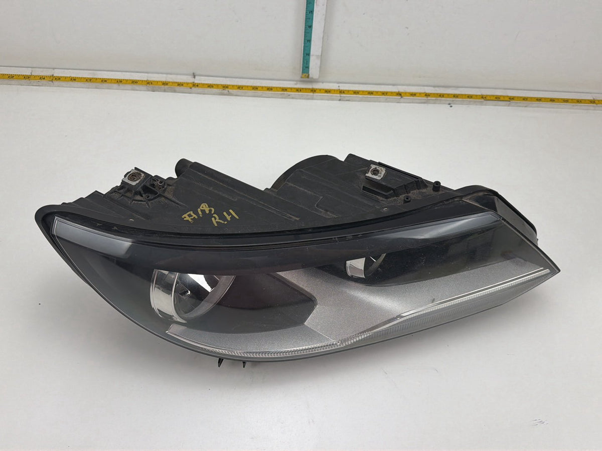 2013-2017 Volkswagen Tiguan Front Right Passenger Side Headlamp 5N941006B OEM