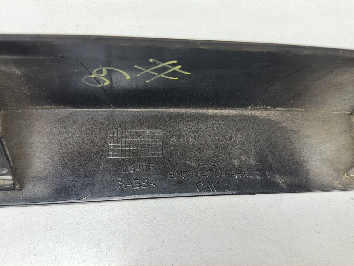2012-2017 Ford Focus MK2-Sedan Rear Trunk Molding Panel Handle BM51-F43404-AH OEM