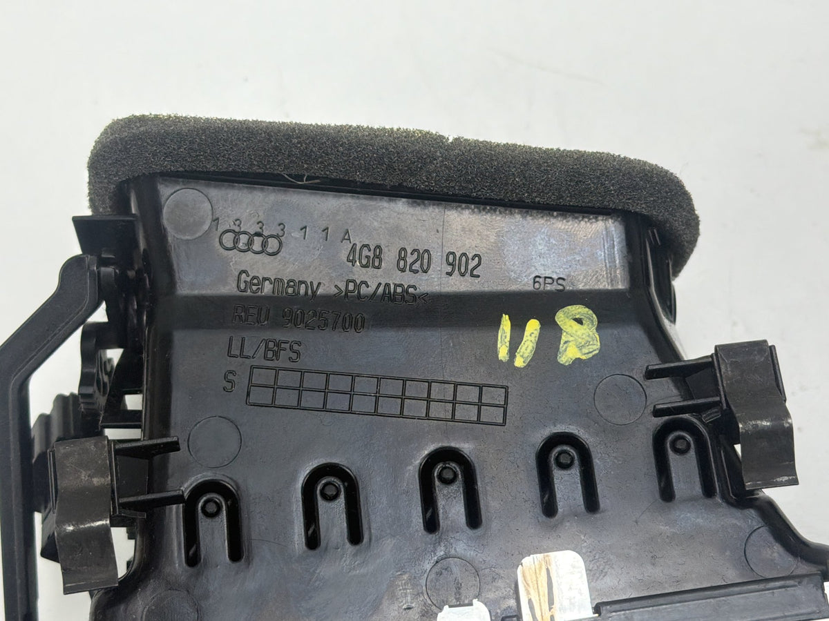 2012-2018 Audi A7 Front Right Left Dashboard Air Vent Grilles 4G8 820 902 OEM