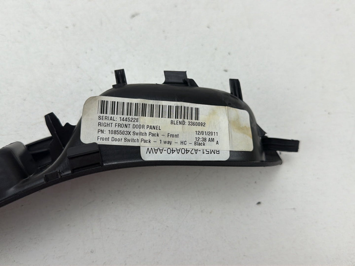 2012-2018 Ford Focus Front Right Passenger Side Power Window Switch OEM