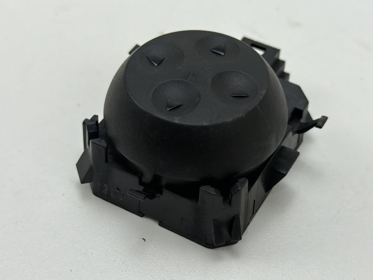 2006-2012 Mercedes-Benz R350-Front Left Seat Adjustment Switch A2048702558 OEM