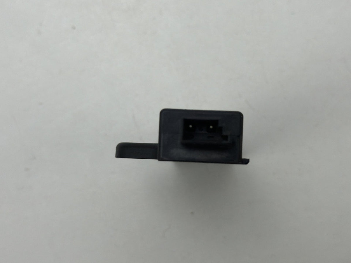 2011-2013 BMW 550i xDrive F10 Keyless Entry Interior Antenna 65209220832 OEM