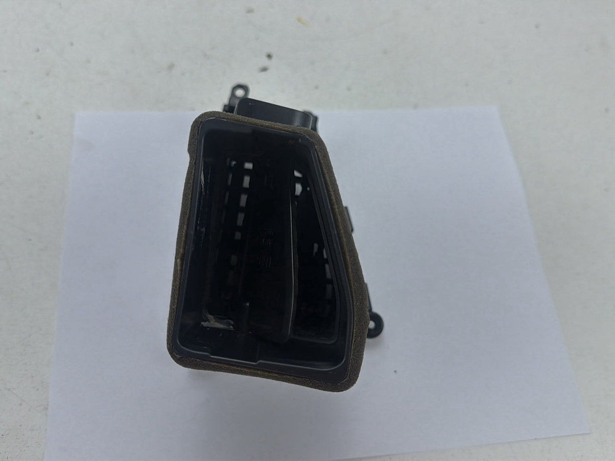 2015-2018 Kia Sedona Front Right Passenger Side Dashboard AC Air Vent Grille OEM