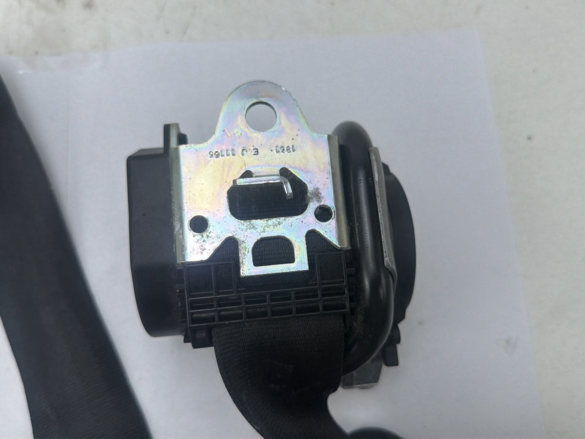 2007-2015 Audi Q7 4L Rear Left Driver Side Second Row Seat Belt Retractor OEM