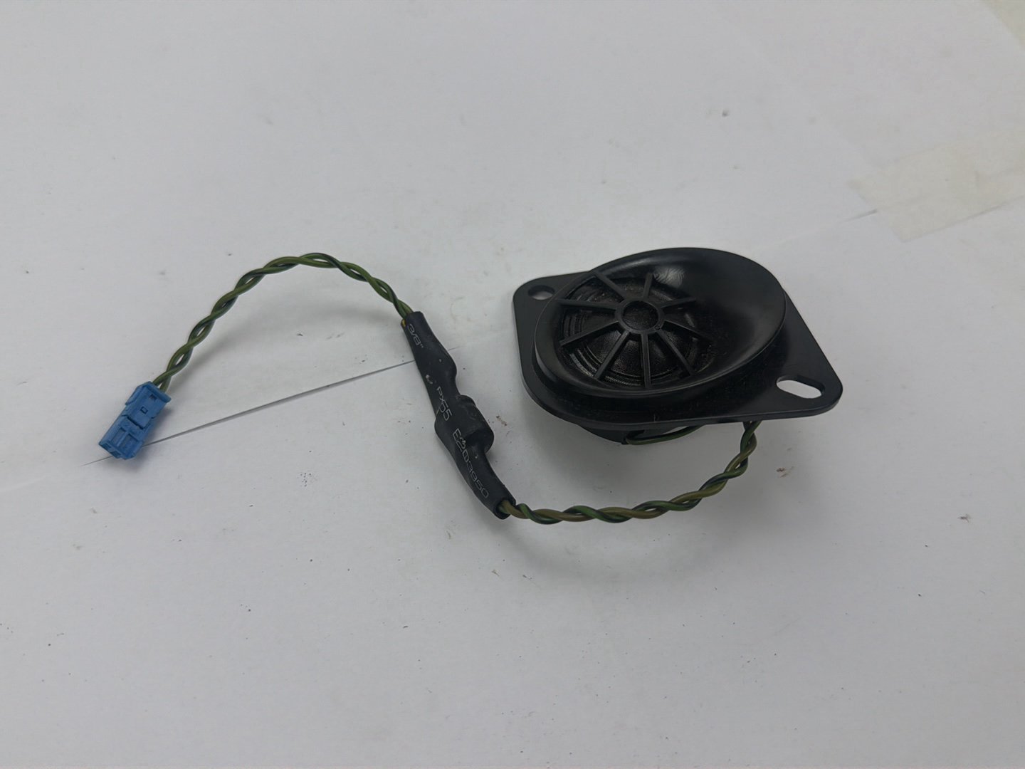 2006-2013 BMW 325i Rear Left or Right Deck Shelf Tweeter Speaker 65136919362 OEM