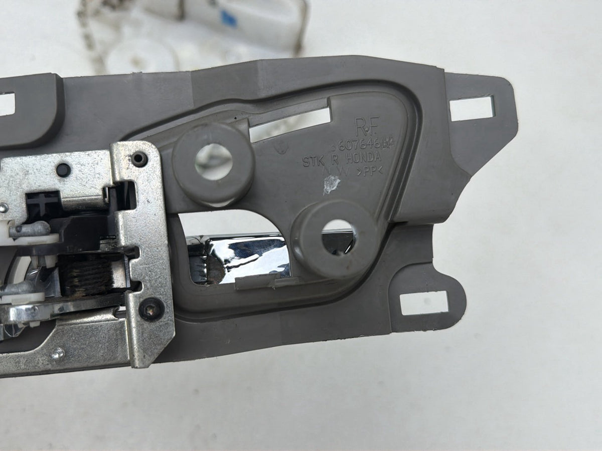 2007-2012 Acura RDX Right Front Exterior/Interior Door Handle 607646AA OEM