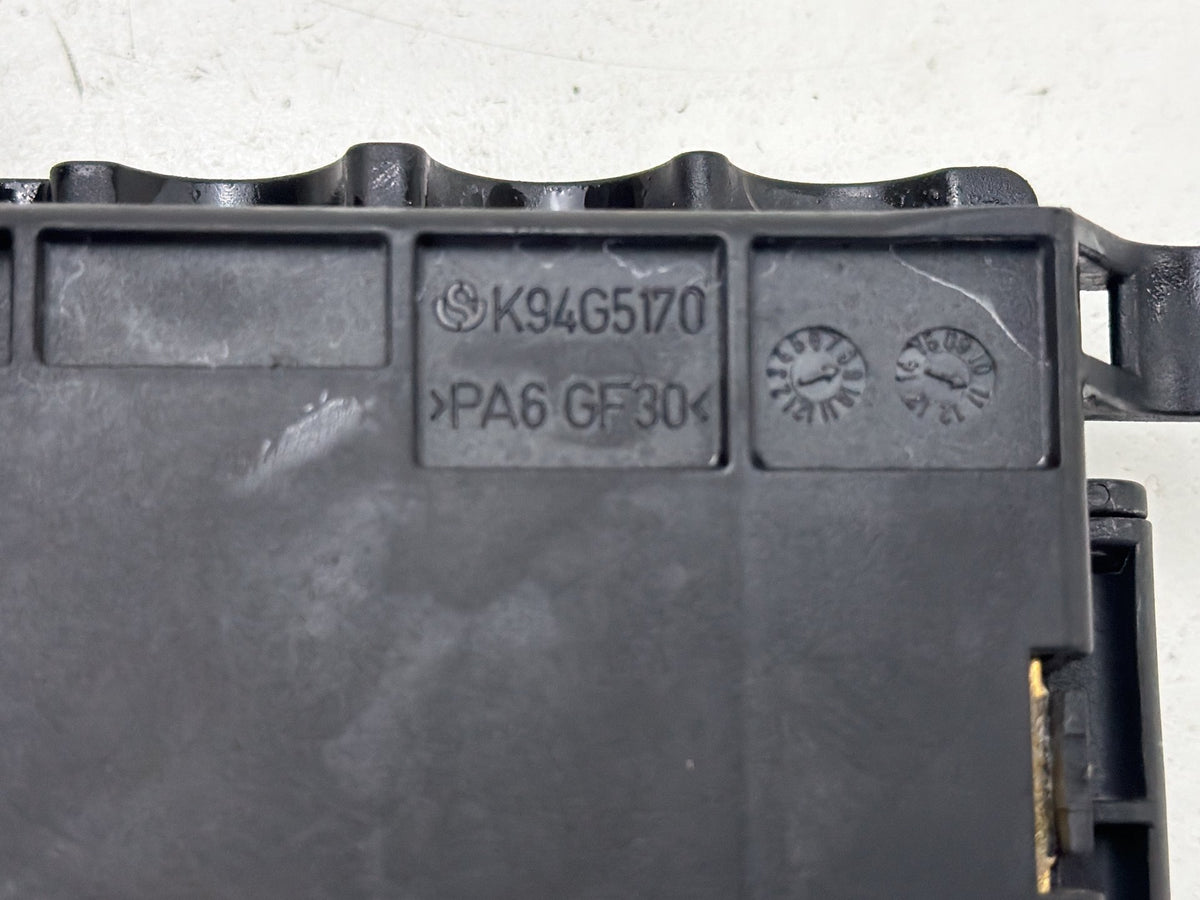 2012-2018 Audi A7 Battery Power Distribution Box Fuse Junction Block OEM