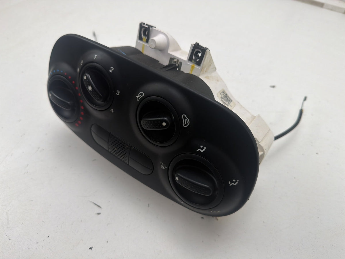 2012-2017 Fiat 500 Heater A/c Climate Control Switch Panel Temperature Unit OEM
