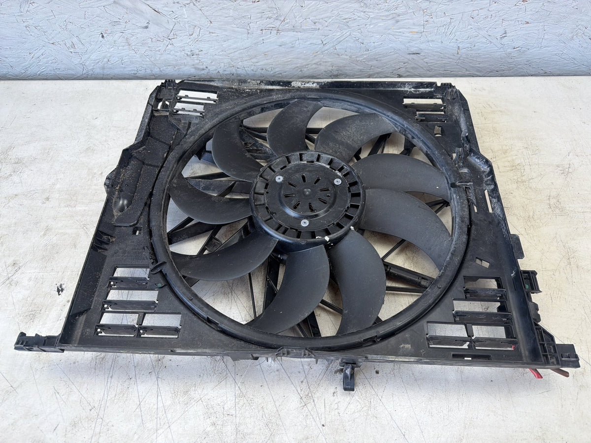2010-2016 BMW 550i F10 4.4L Radiator Cooling Fan 8509743 OEM
