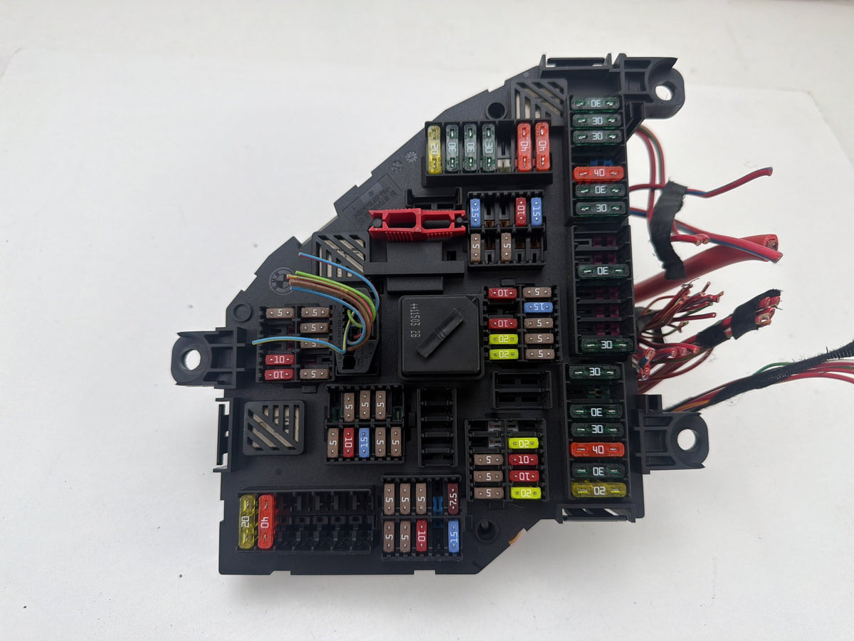2011-2013 BMW 550i xDrive F10 Rear Trunk Power Fuse Box Module 61149234424 OEM