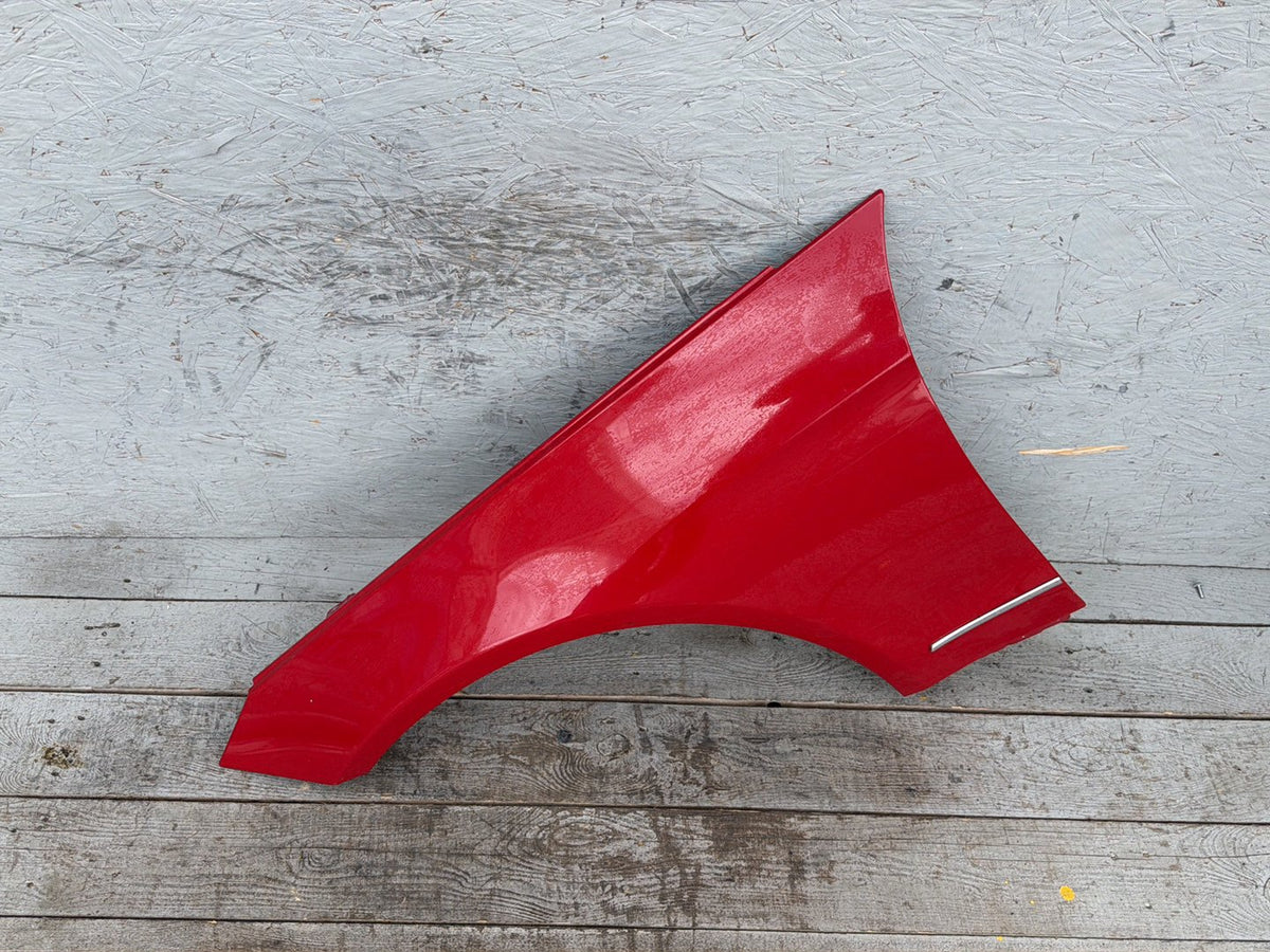 2010-2013 Mercedes-Benz E350 E-Class Front Left Driver Side Fender OEM