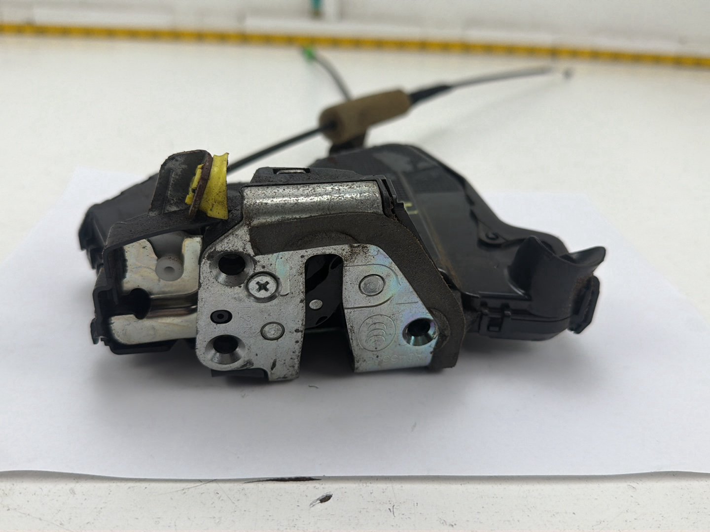 2007-2009 Lexus ES350 Front Left Driver Side Power Door Lock Actuator Latch OEM