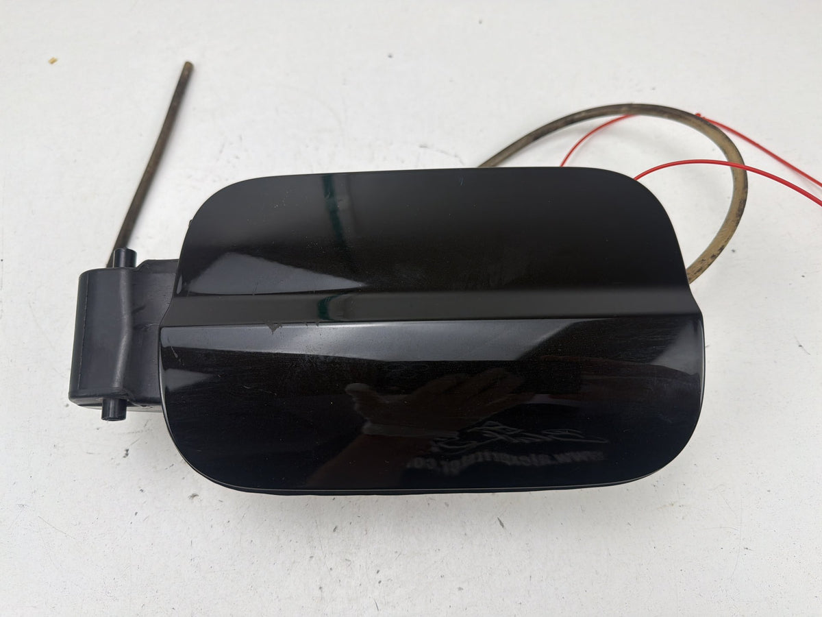 2012-2018 Audi A6 S6 Gas Cap Tank Fuel Filler Door Flap 4G0 809 906 C OEM
