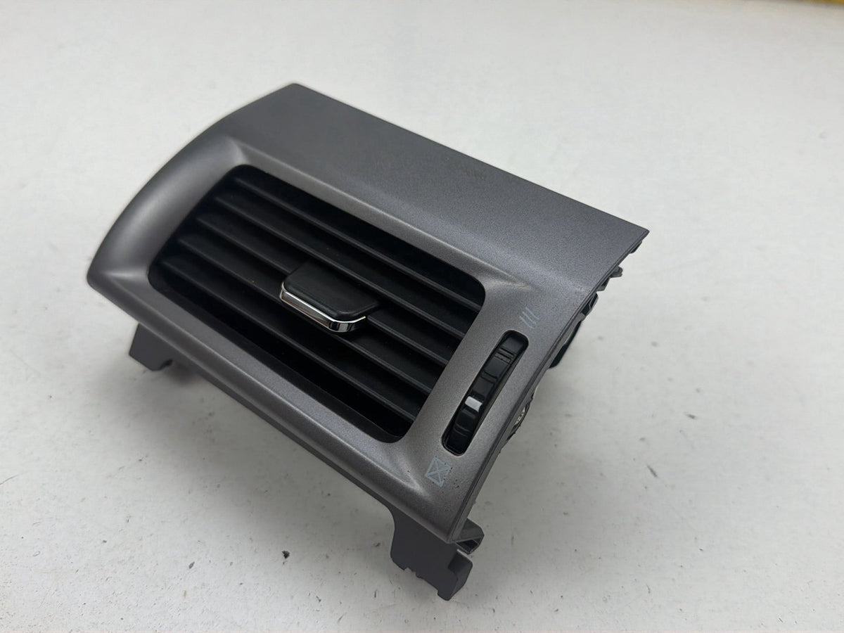 2014-2017 Honda Odyssey Left Dash Air Vent Grille 77240-TK8-A010 OEM
