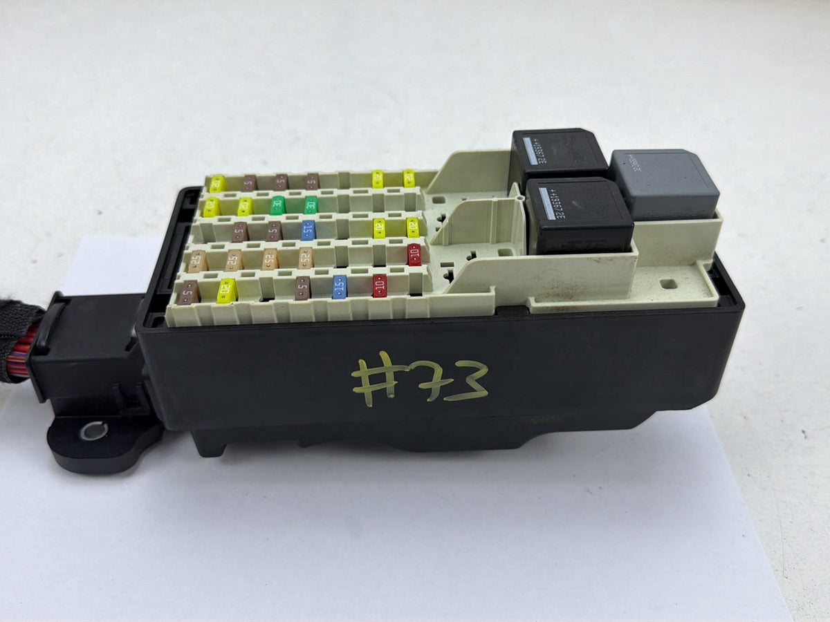 2017-2020 Jaguar F-Pace Fuse Box Relay Junction Block GX7314A067EA OEM