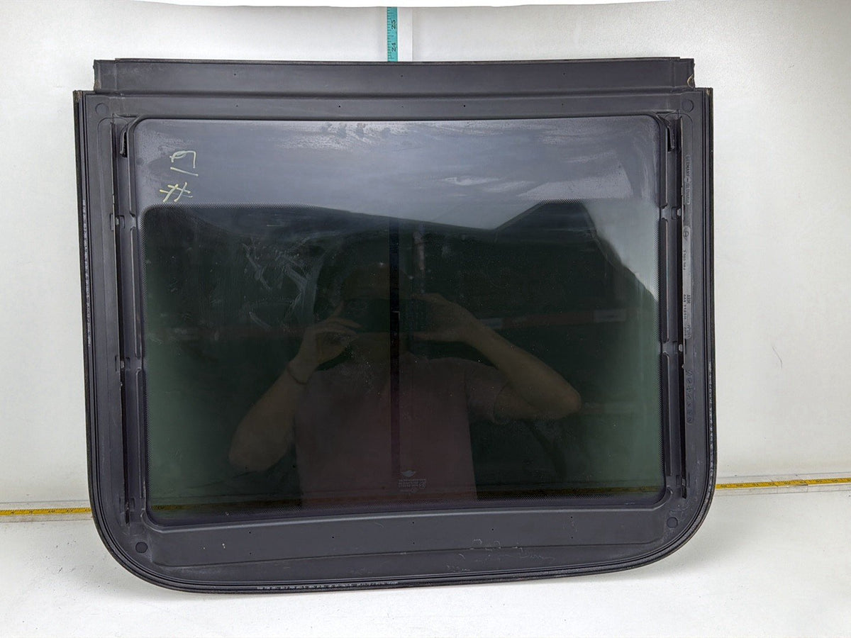 2011-2016 Mini Countryman Cooper S Rear Roof Sunroof Glass 7289204,998.736211 OEM
