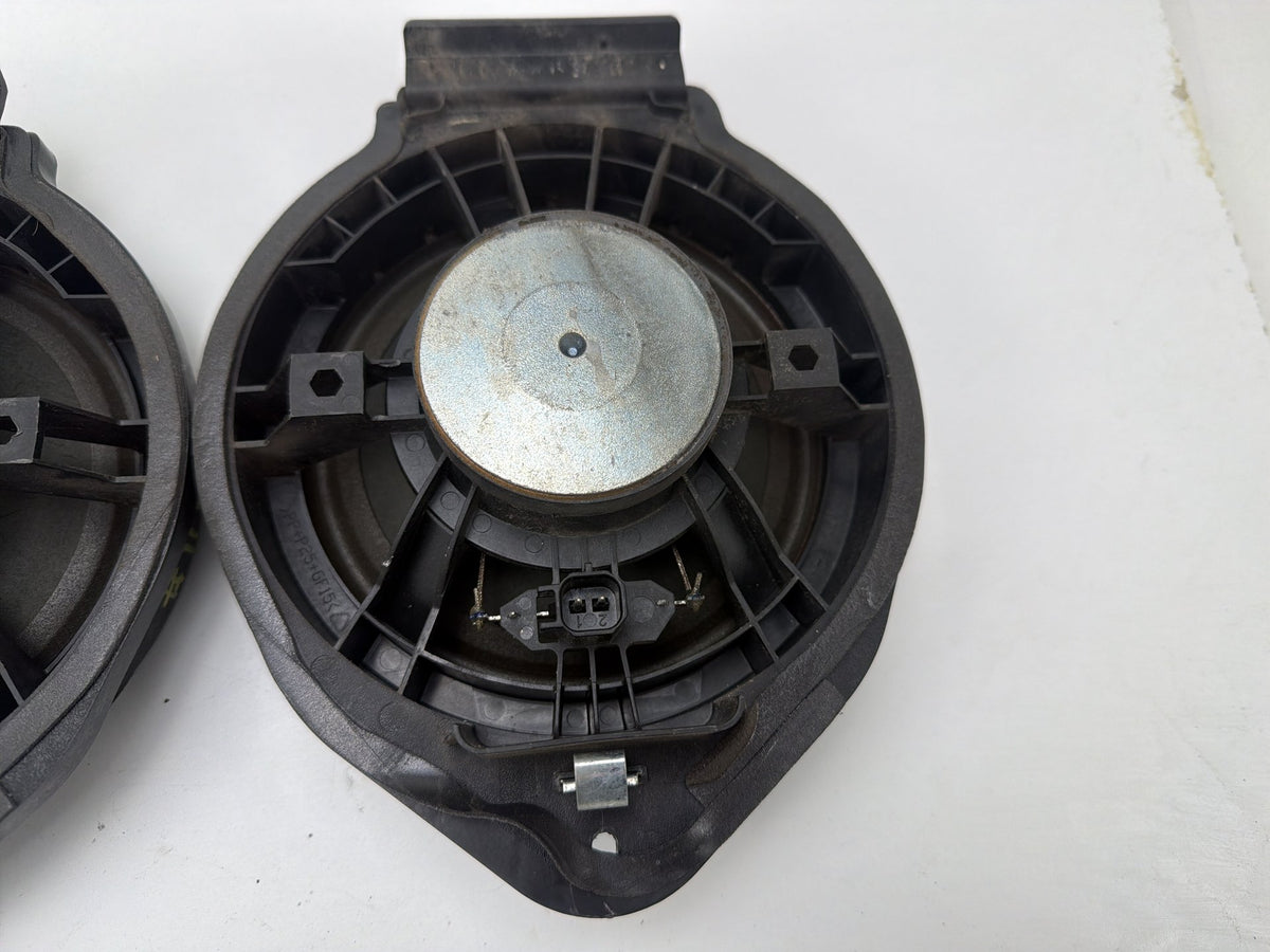 2011-2016 Chevrolet Cruze Front Left & Right Door Audio Speaker Set of 2 OEM