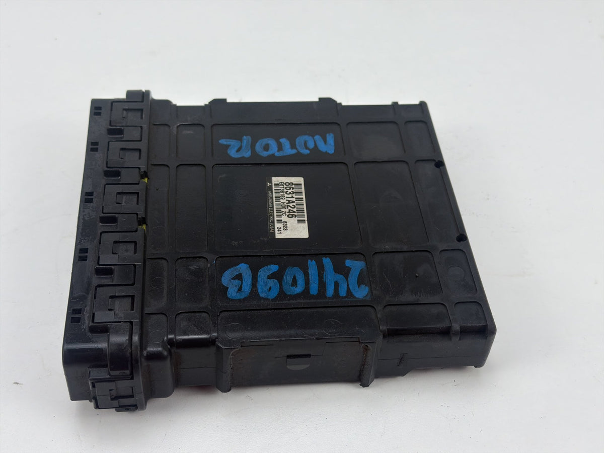 2006 Mitsubishi Endeavor Engine Computer Control Module Unit ECU 8631A246 OEM