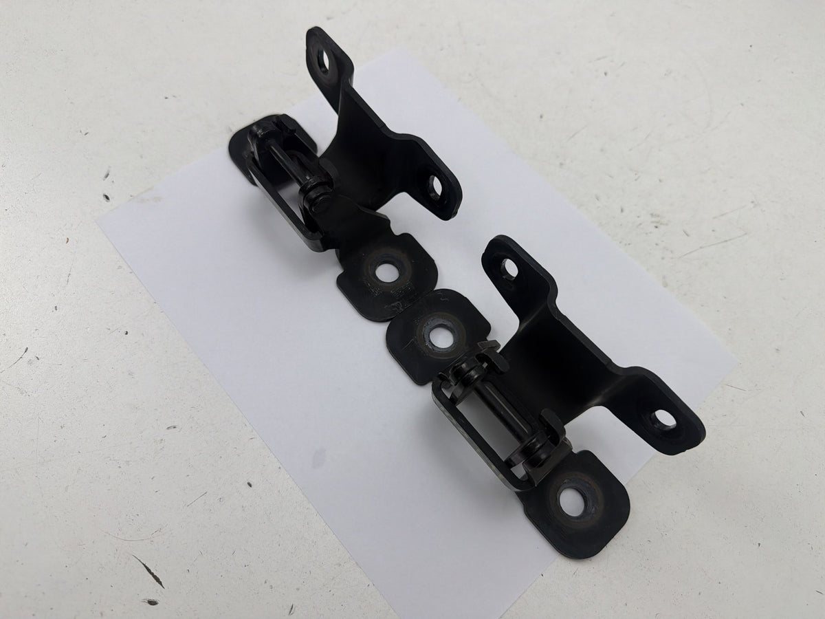 2015-2020 Audi A3 Rear Left/Right Trunk Lid Hinge 8V7825307C 8V7825308C OEM