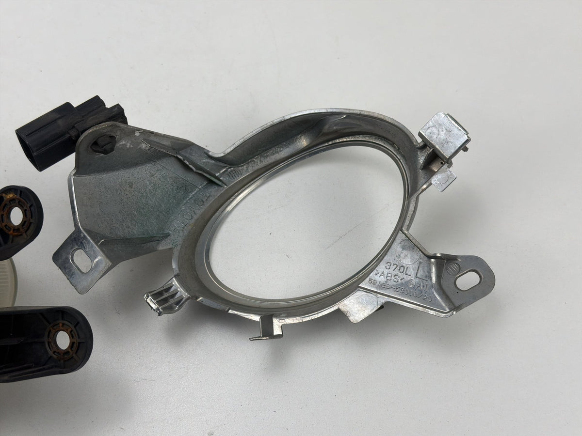 2006-2010 Lexus IS250 Front Left Fog Light Chrome Bezel Trim Ring Bracket OEM