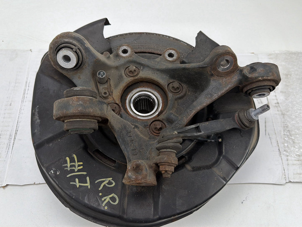 2014 BMW X1 E84 SUV Right Rear Knuckle 6738050 OEM