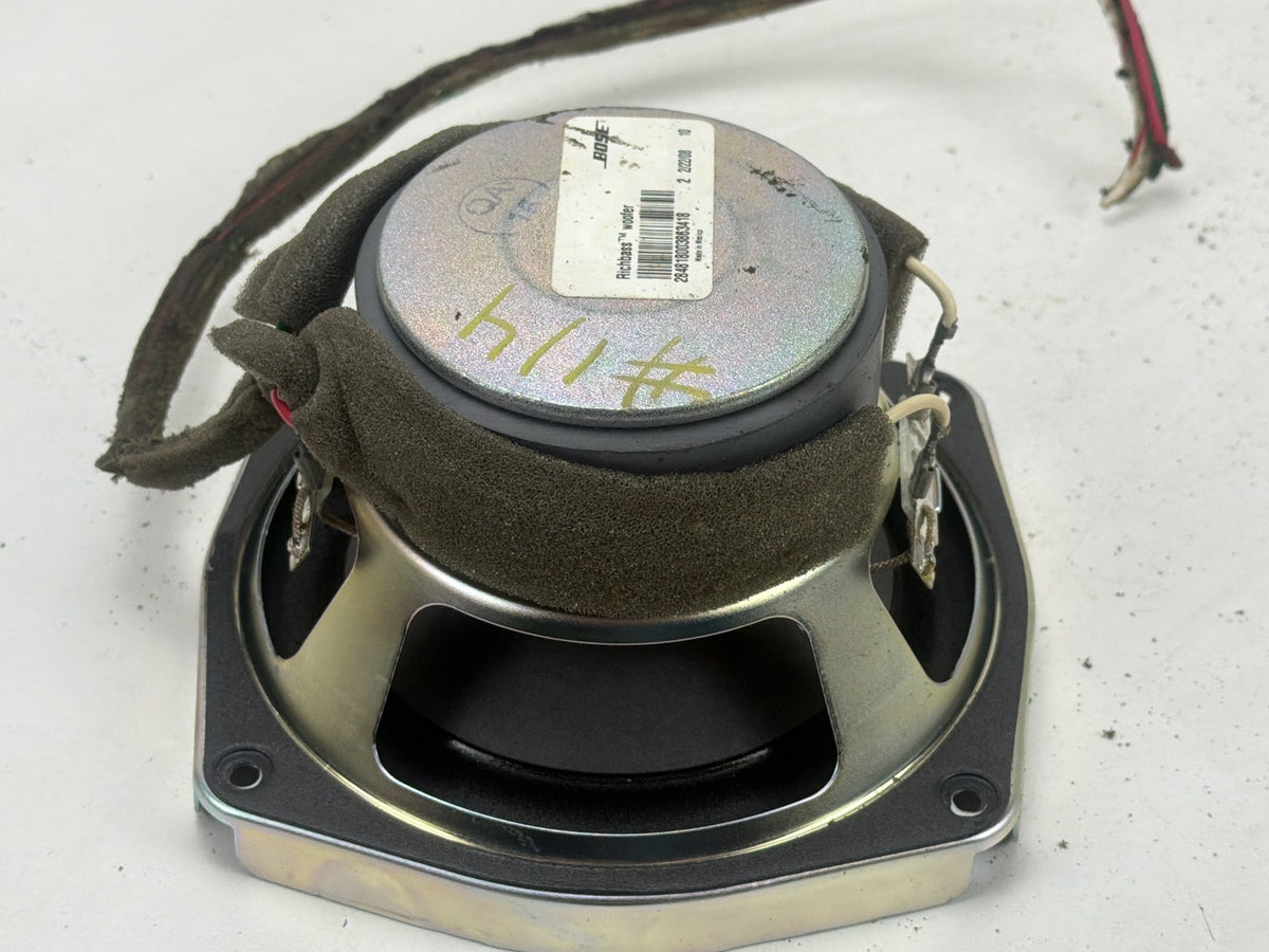 2007-2014 GMC DENALI GMT900 Center Console Audi Radio Bose Subwoofer Speaker OEM
