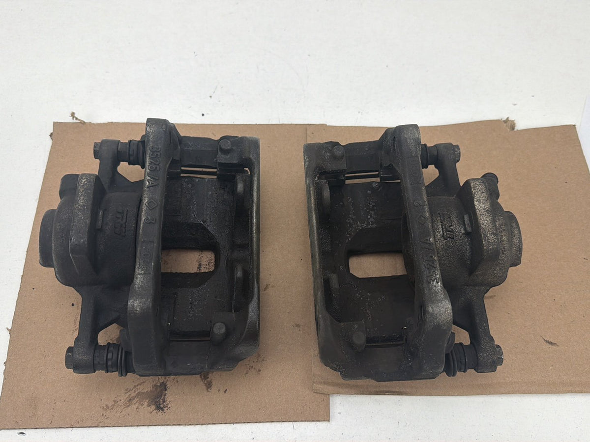 2007-2011 Mini Cooper Front Right Left Brake Calipers Set 3526/A 3525/A OEM
