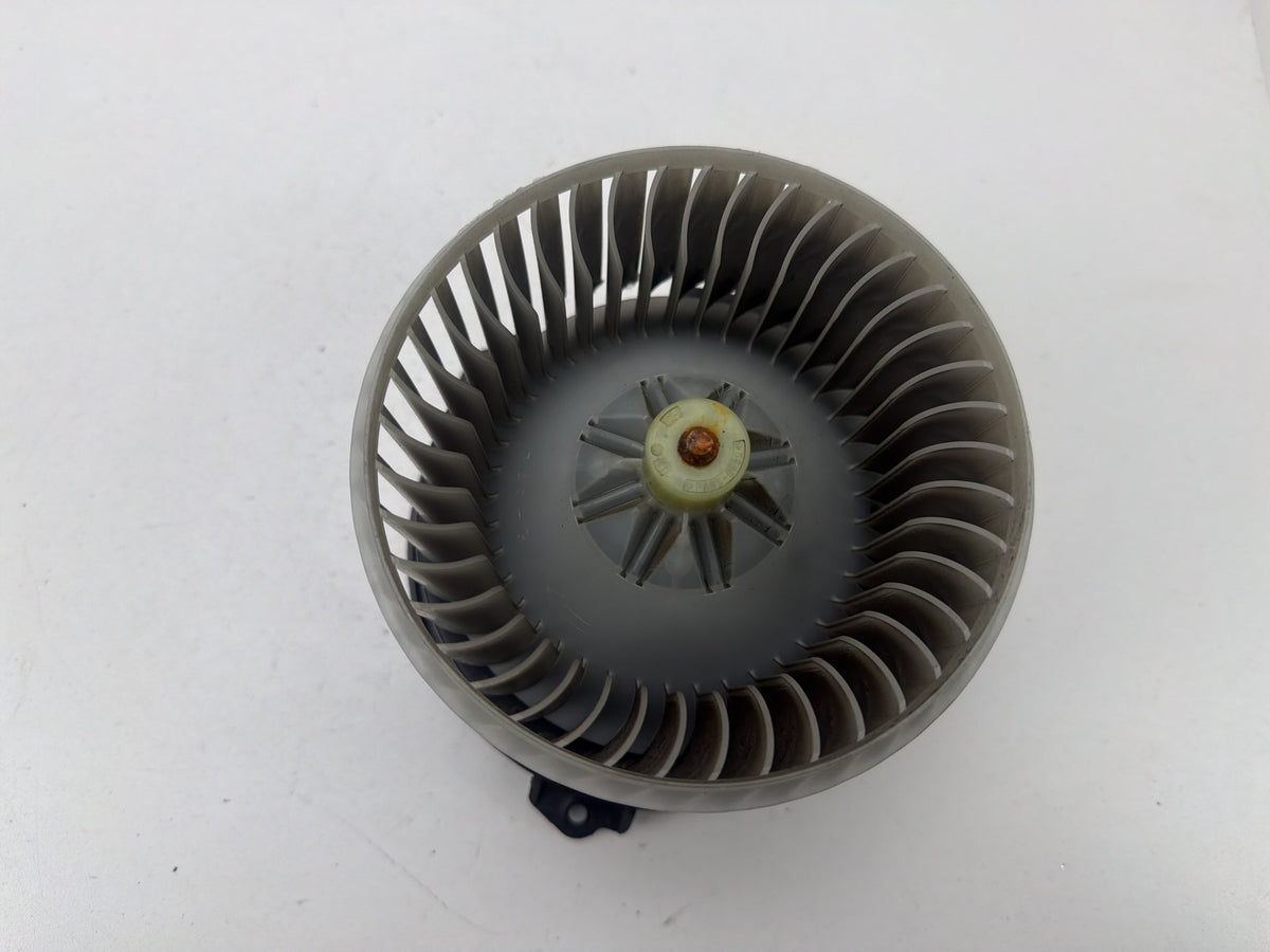 2011-2014 Toyota Sienna Rear AC Heater Blower Motor AY272700-1290 OEM