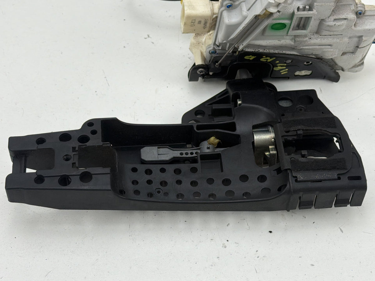 2012-2018 Audi A7 Right Rear Door Lock Actuator w/ Handle Bracket 4G0839016A OEM