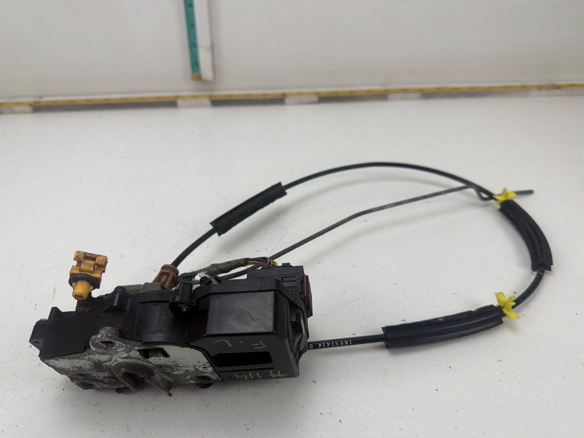 2007-2014 GMC DENALI GMT900 Front Left Driver Side Power Door Lock Actuator OEM