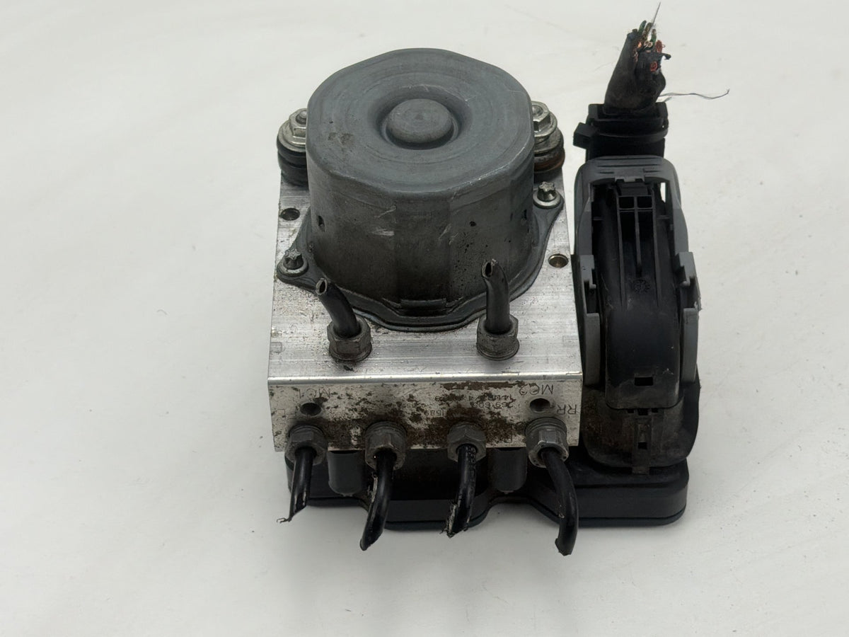 2014-2021 Maserati Quattroporte ABS Anti-Lock Brake Pump Hydraulic Assembly OEM