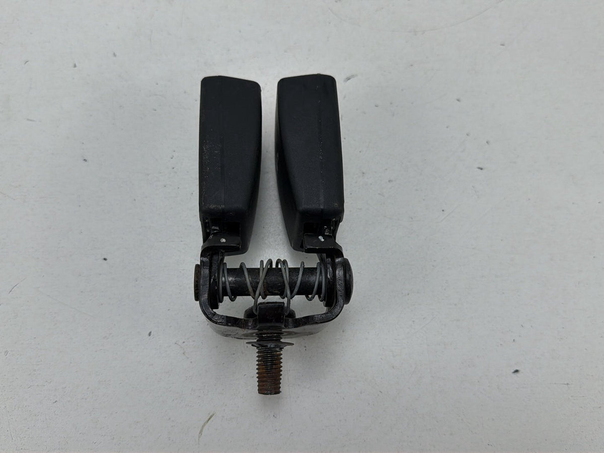 2012-2017 Ford Focus MK2-Rear Twin Seat Belt Buckle 461113B OEM