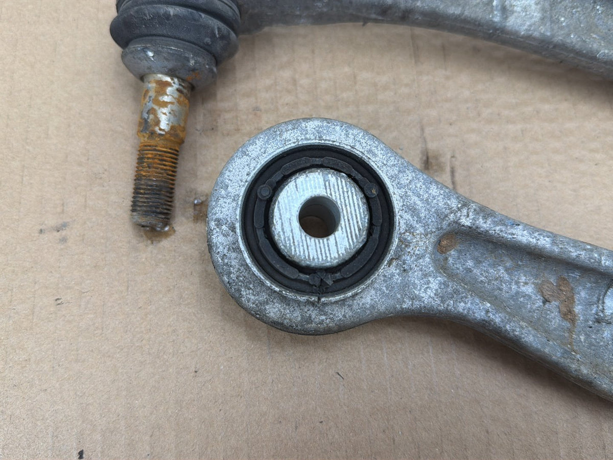 2012-2016 BMW 528i F10 Left & Right Rear Lower Control Arm Set EN6082T6 OEM