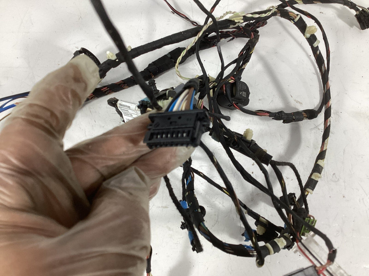 2011-2017 BMW X3 F25 Front Left Driver Side Door Wiring Harness 9243646 OEM.