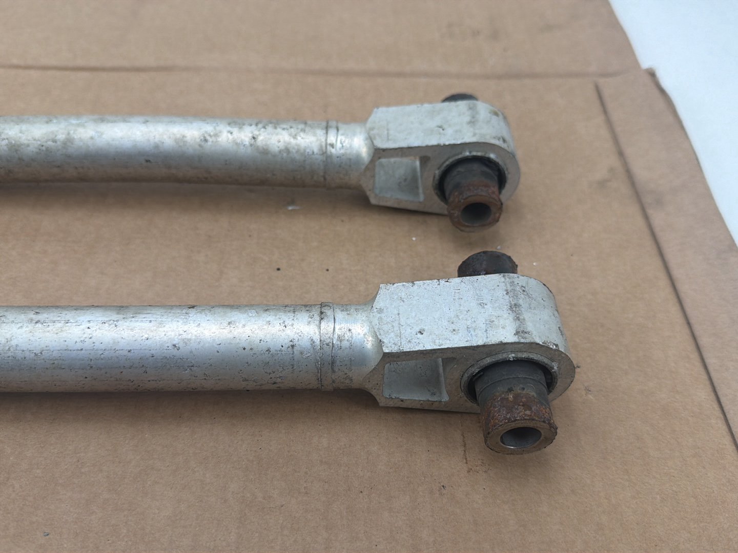 2014-2020 Infiniti Q50 V37 - Rear Left & Right Control Arm Set OEM