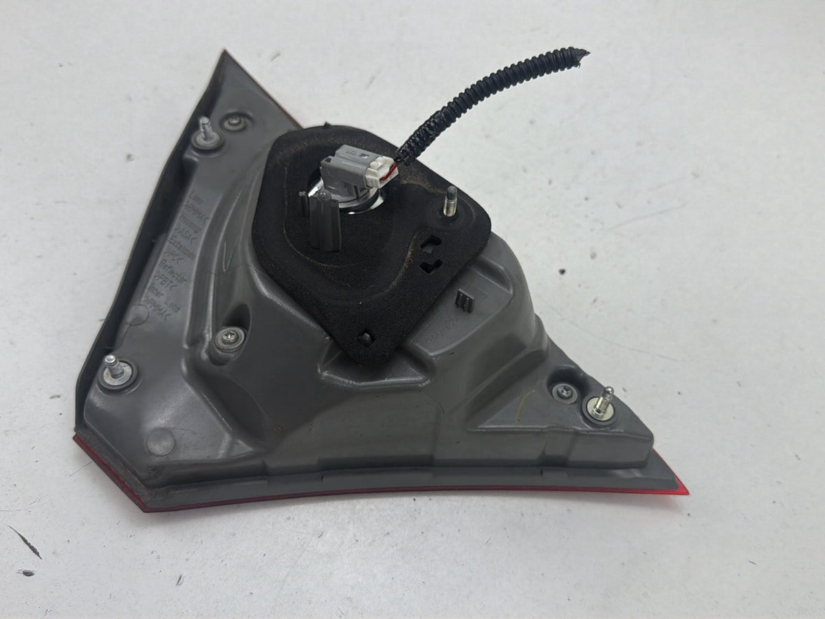 2015-2017 Toyota Camry XV50 - Rear Right Passenger Tail Light 945 235 OEM