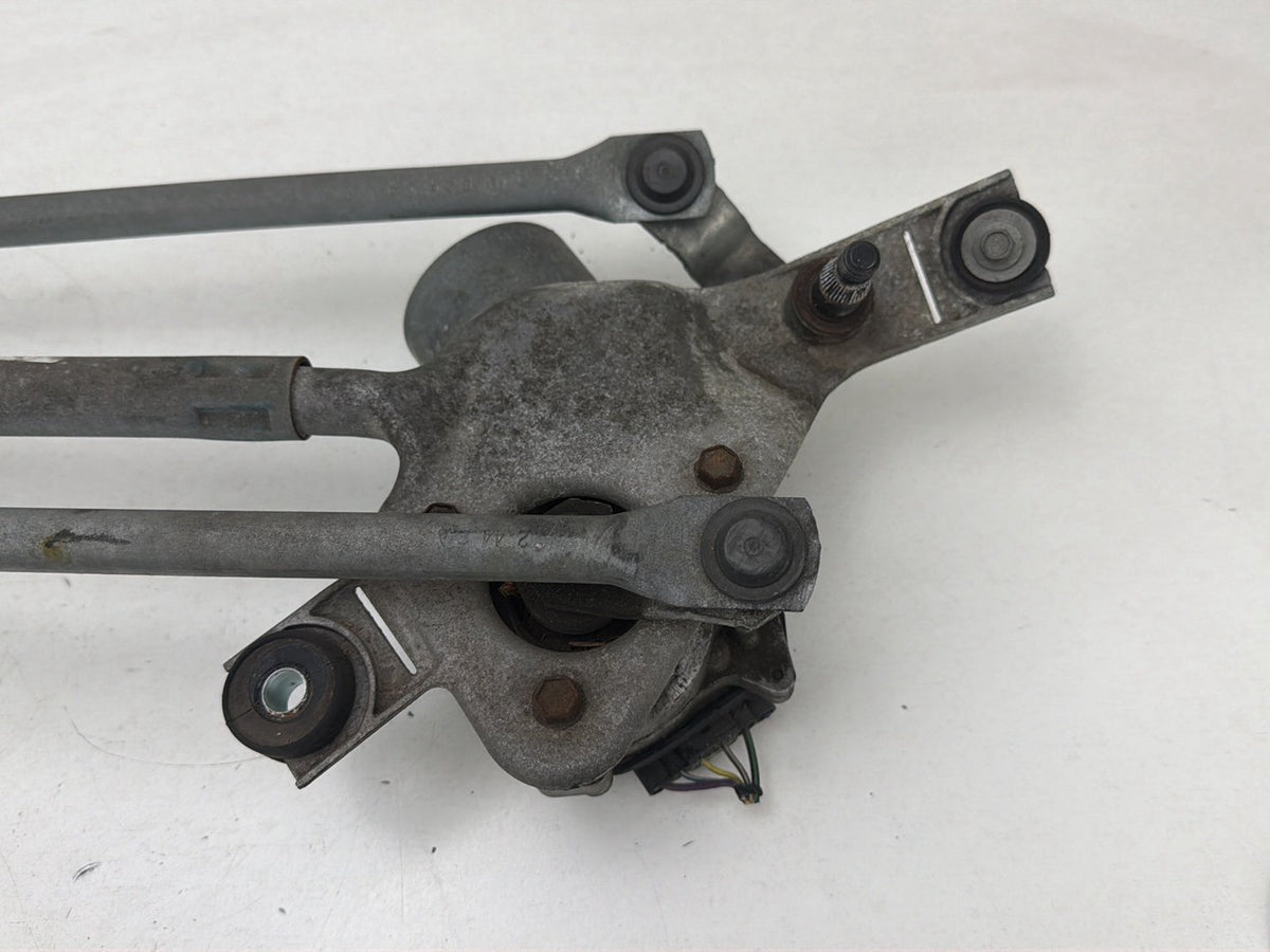 2013-2016 Lincoln MKZ Front Windshield Wiper Linkage W/Motor OEM