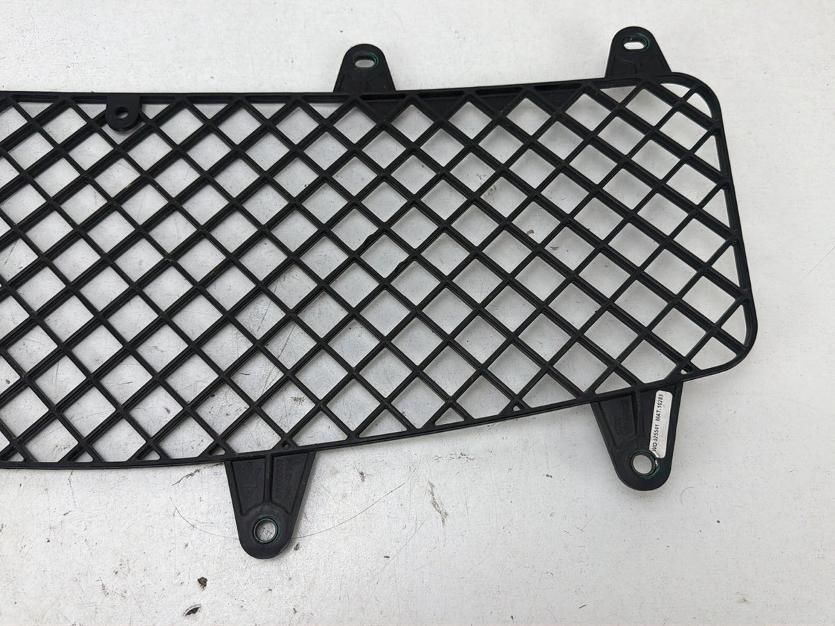 2014-2017 Maserati Ghibli Front Bumper Lower Grille 10147629 OEM