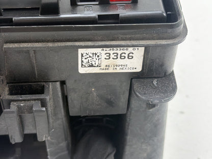 2011-2016 Chevrolet Cruze Engine Bay Power Fuse Box Relay Block 42353366 OEM