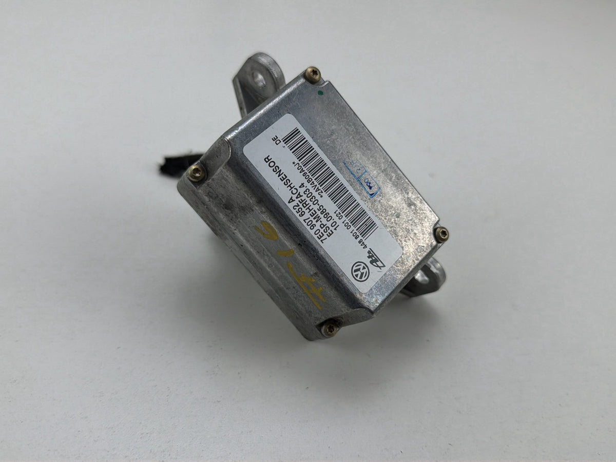 2003-2006 Porsche Cayenne Yaw Turn Rate Angle Sensor Module 7E0907652A OEM