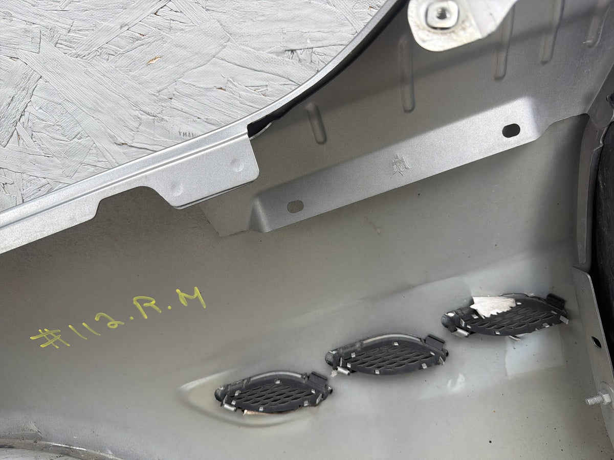 2014-2020 Maserati Quattroporte VI M156 Front Right Passenger Side Fender OEM