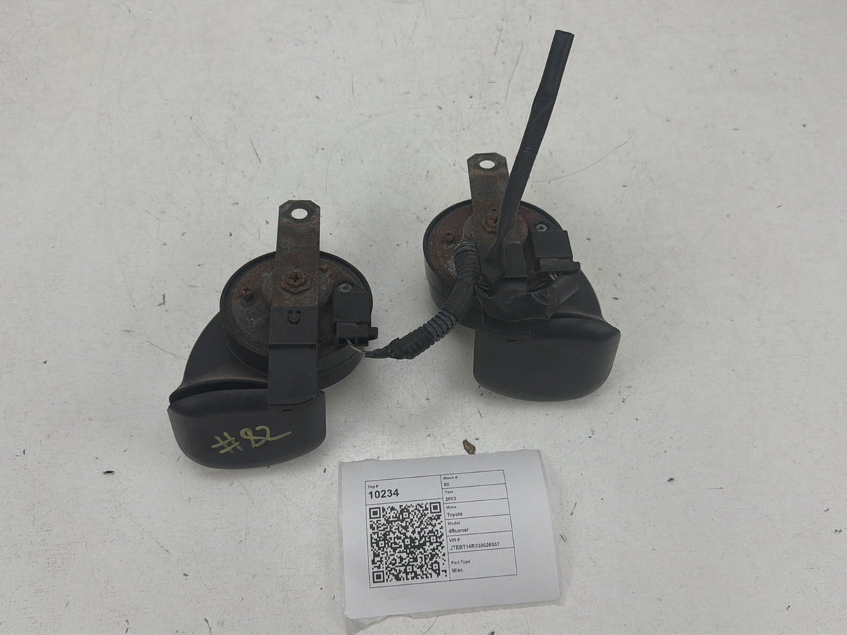 2003-2009 Toyota 4Runner Low Pitch Note Warning Signal Horn Assembly OEM