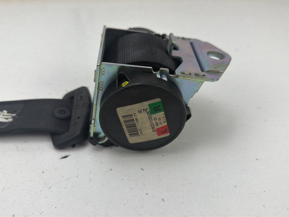 2007-2013 BMW 328i Rear Right Seat Belt Reatractor 7119392 OEM