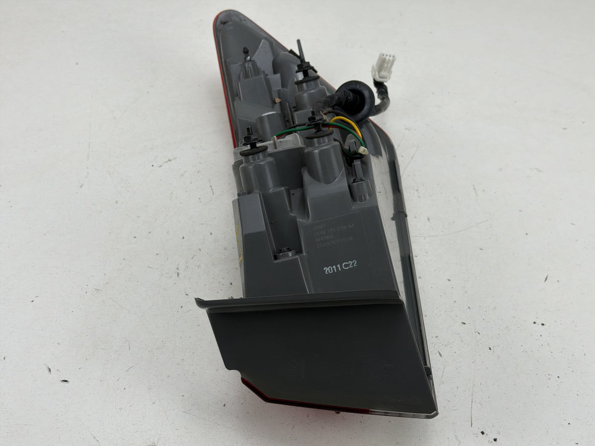 2010-2013 Kia Forte Rear Left Side Outer Quarter Panel Mounted Tail Light OEM